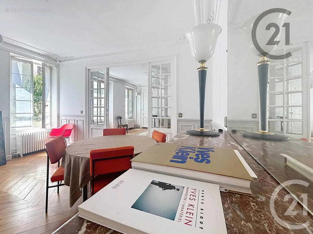 Appartement à FONTAINEBLEAU