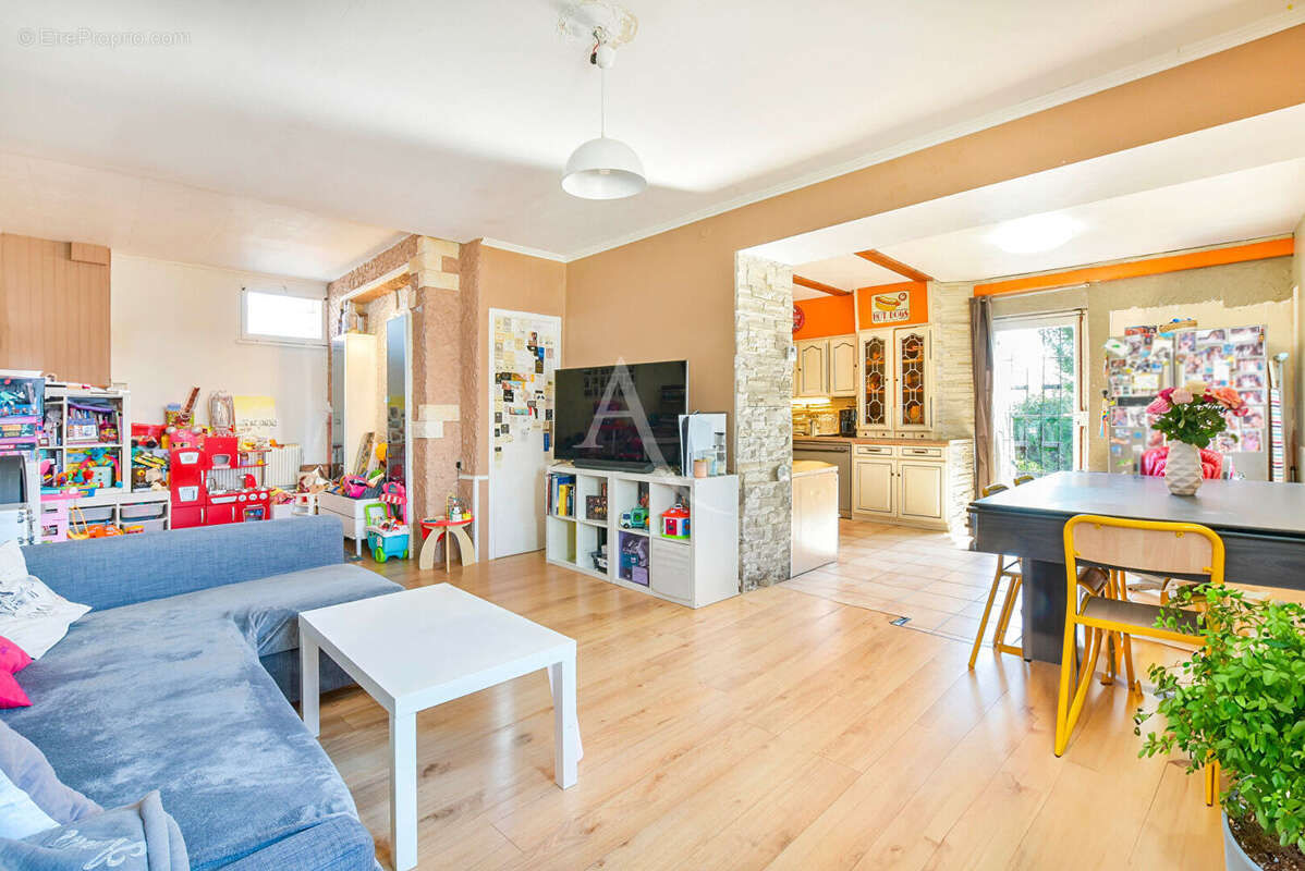 Maison à SOIGNOLLES-EN-BRIE