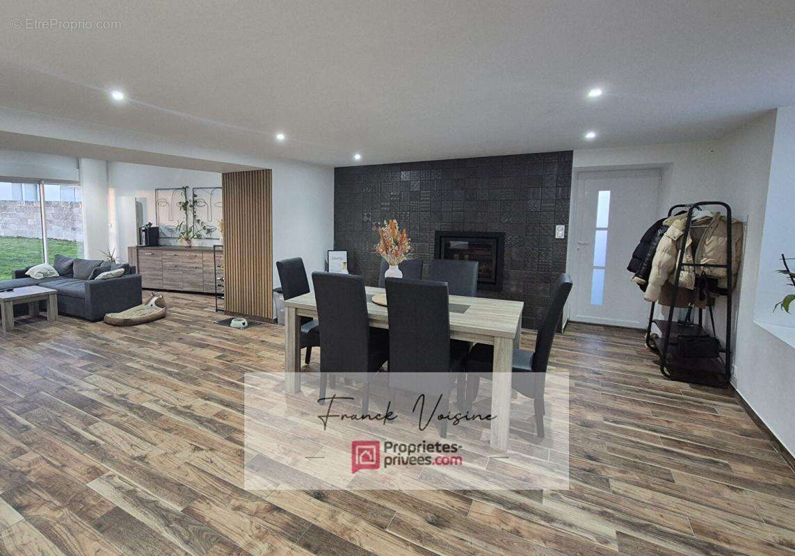 Maison de bourg A VENDRE à Saint Prouant avec 3 chambres sur un terrain de 880 m2 env - photo 6