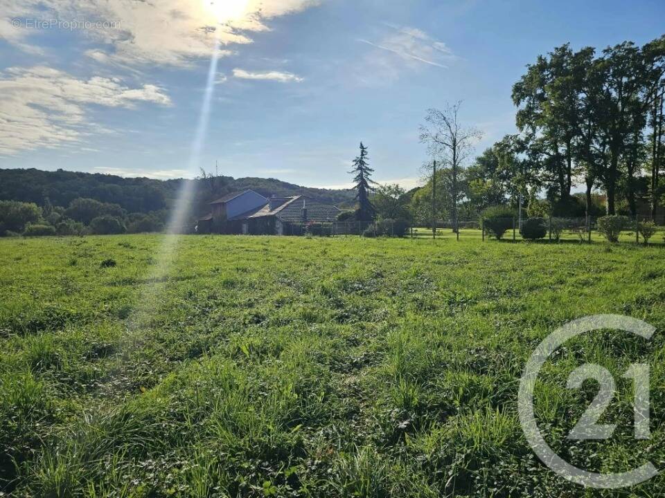 Terrain à GALAN