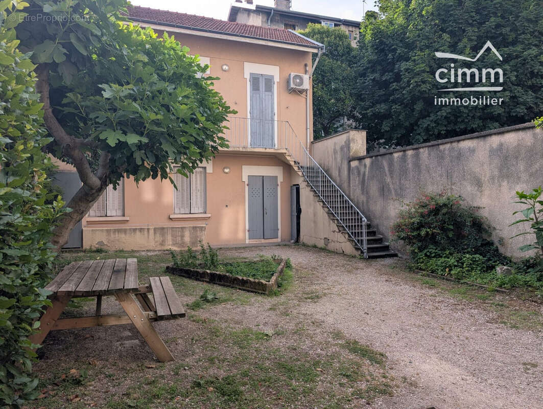 Appartement 37 m² à Grenoble  - photo 6