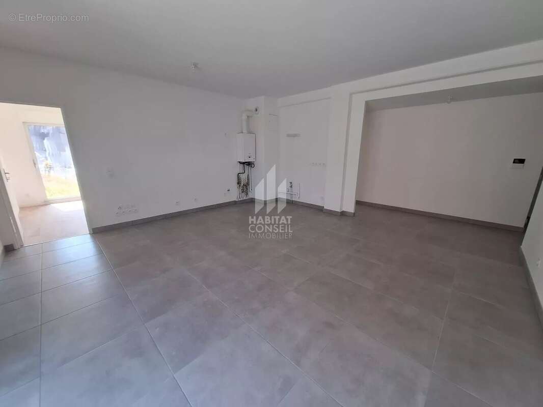 Appartement à BOURGOIN-JALLIEU