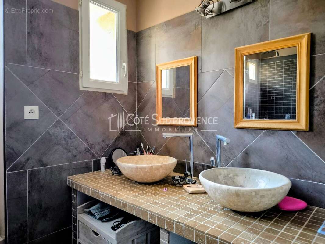 Maison 128 m² à Saint-Didier  - photo 11
