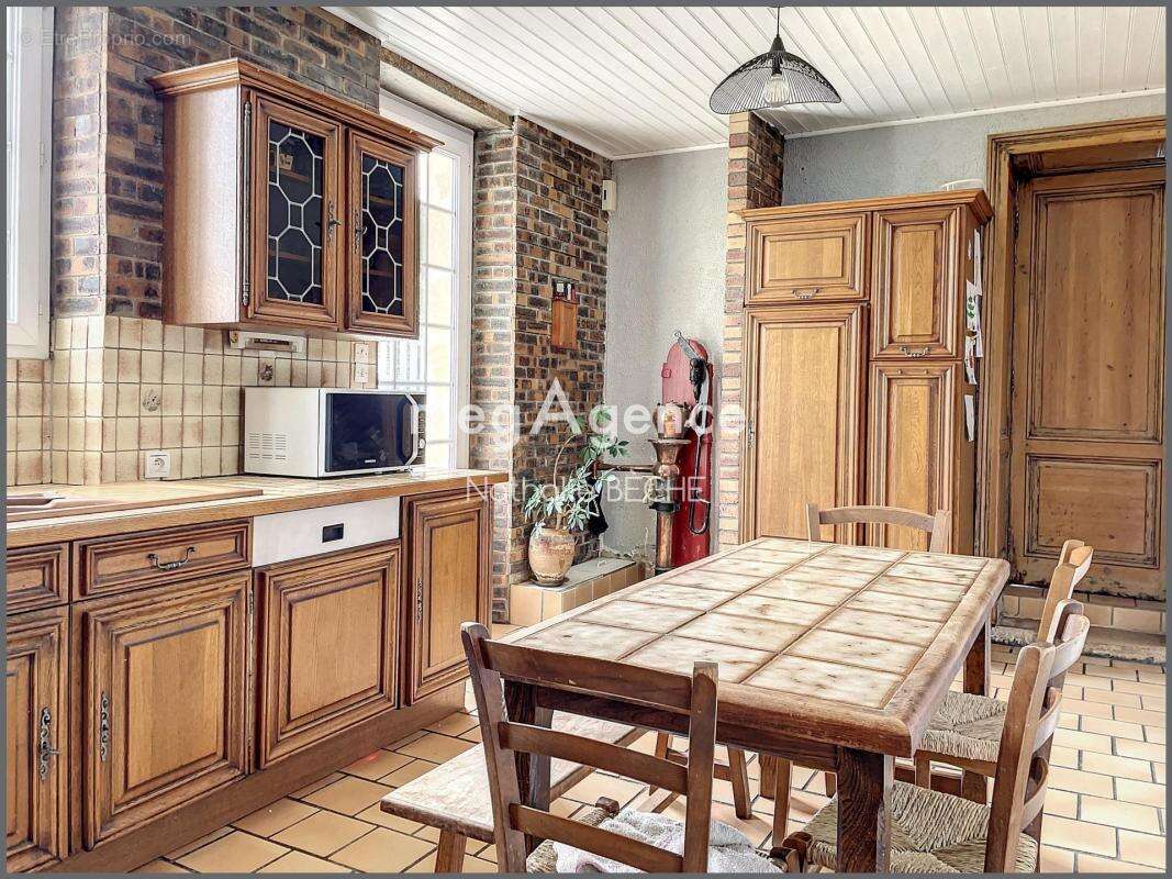 Maison à EYRANS
