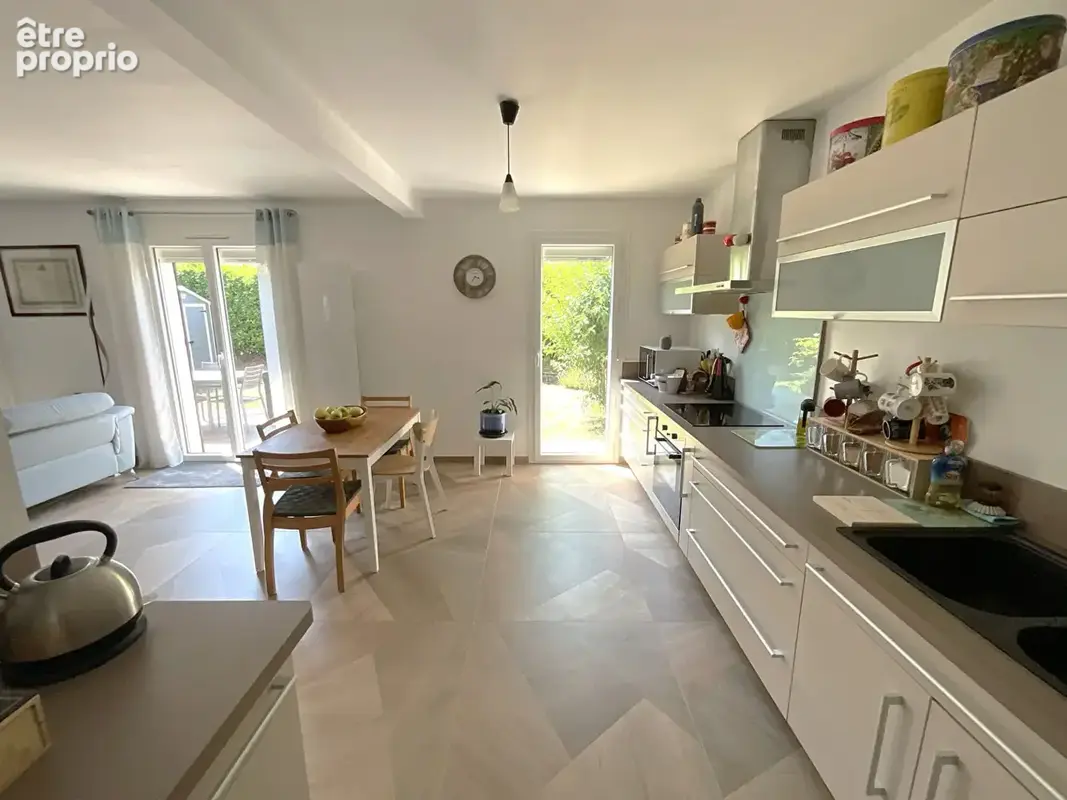 Superbe maison INDIVIDUELLE 165 m² AU CALME - 10 min Gare en bus - photo 4