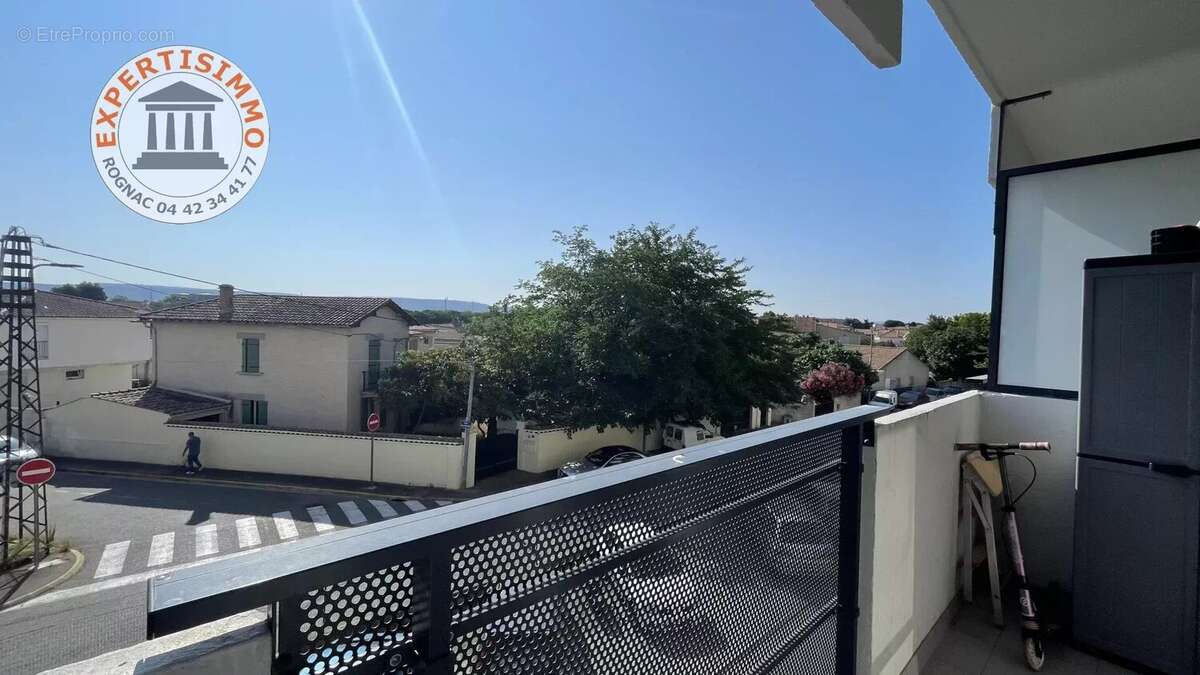 BERRE - Appartement T4 - photo 3