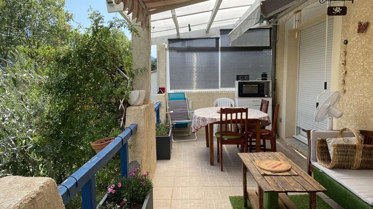 Villa quatre chambres, jardin, garage sur terrain de 612m² - photo 8