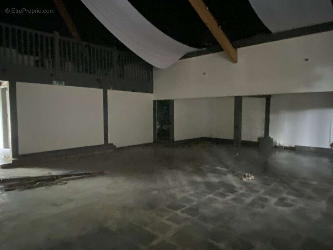 55829258d.jpg - Maison à SAUVAGNON