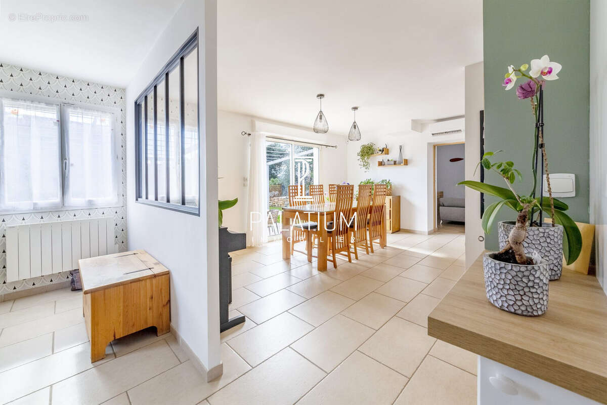 Maison à GREOUX-LES-BAINS