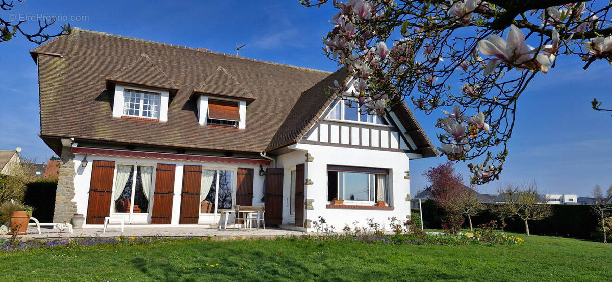Maison à YVETOT