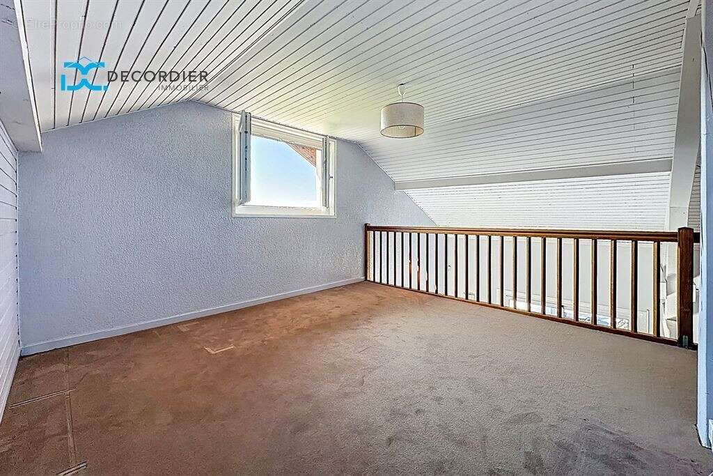 Neuvecelle maison 6 ch au calme - photo 14