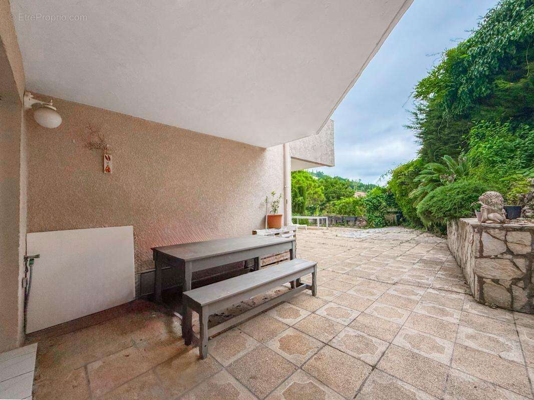 Appartement à VENCE