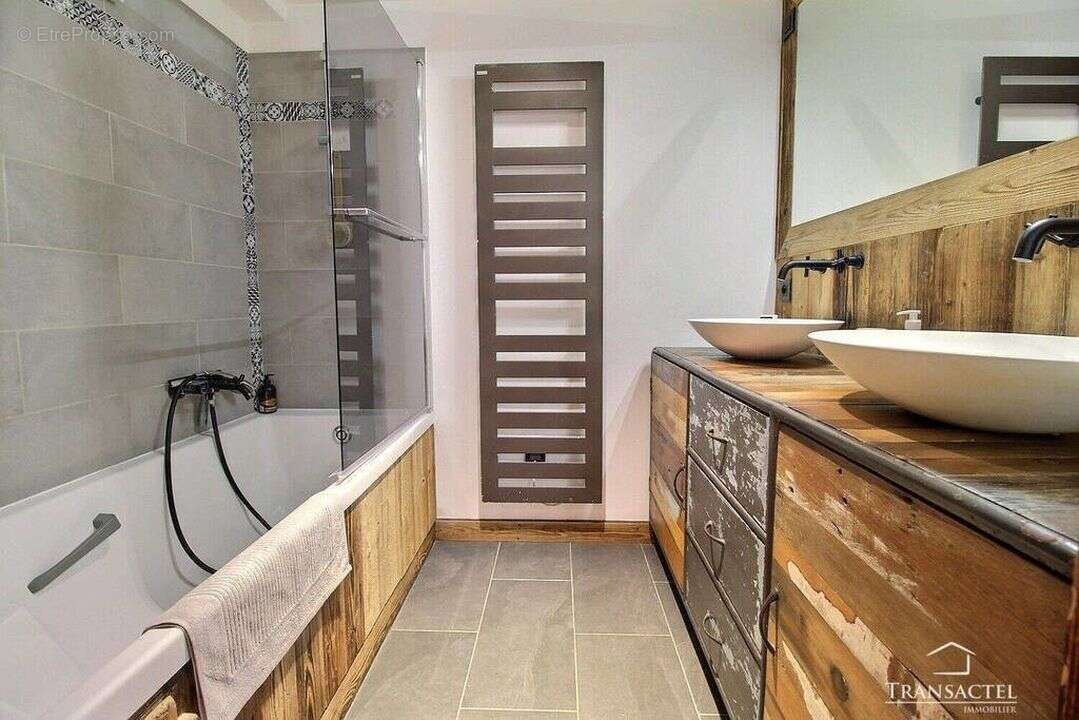 Appartement à SAINT-GERVAIS-LES-BAINS