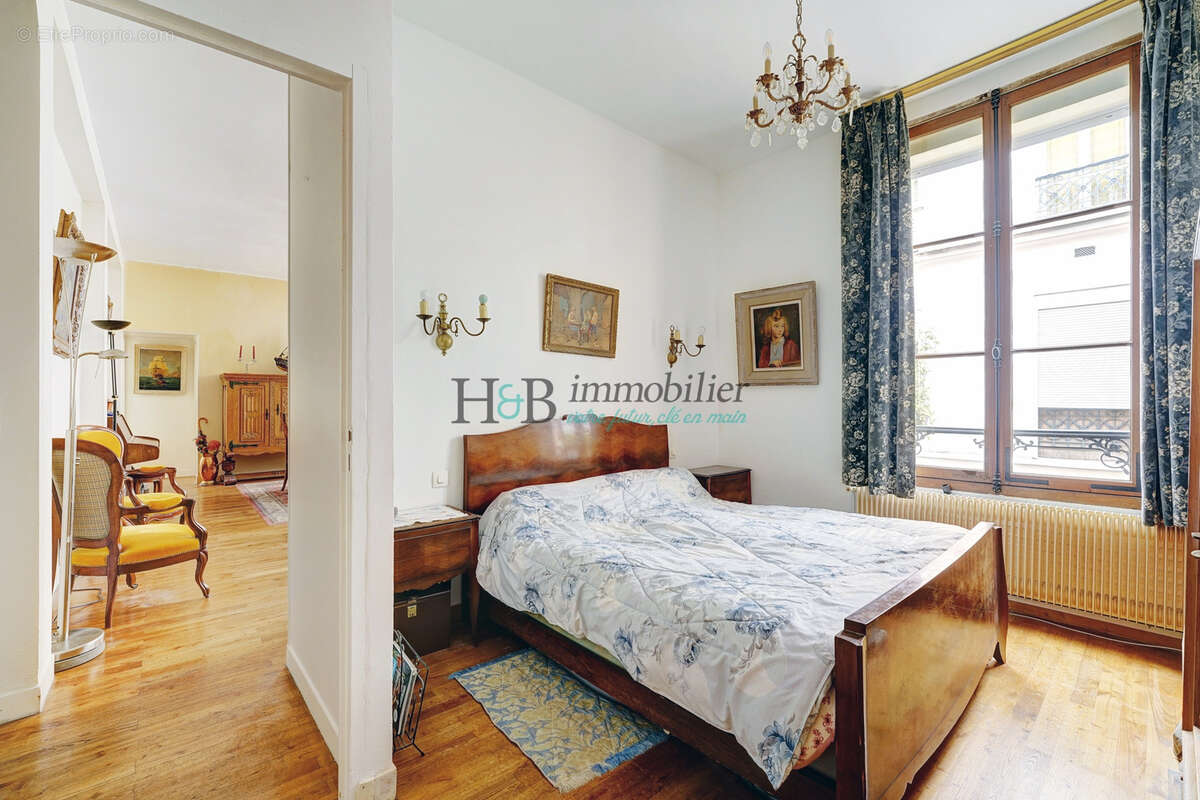 Appartement à PARIS-11E