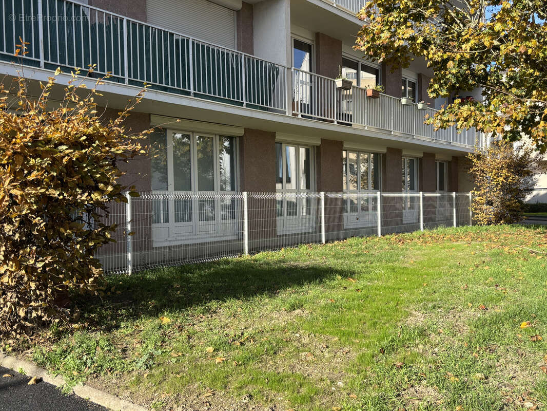 Appartement à LA RICHE