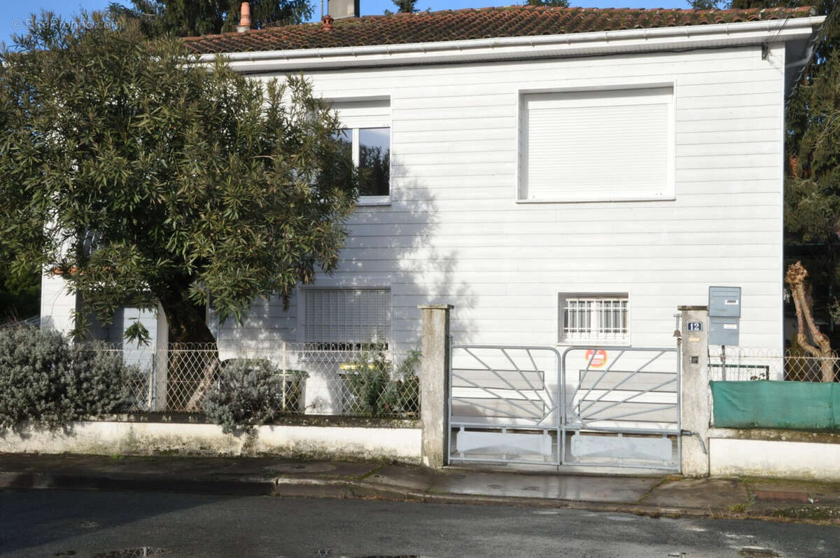 Maison à LE PASSAGE