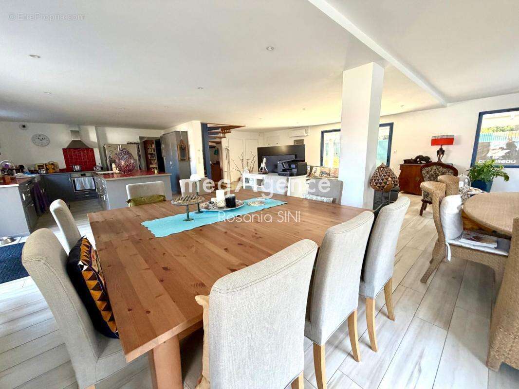 Maison à LONGEVILLE-SUR-MER