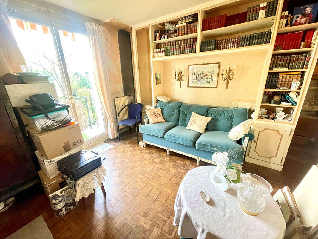 Appartement à COLOMBES