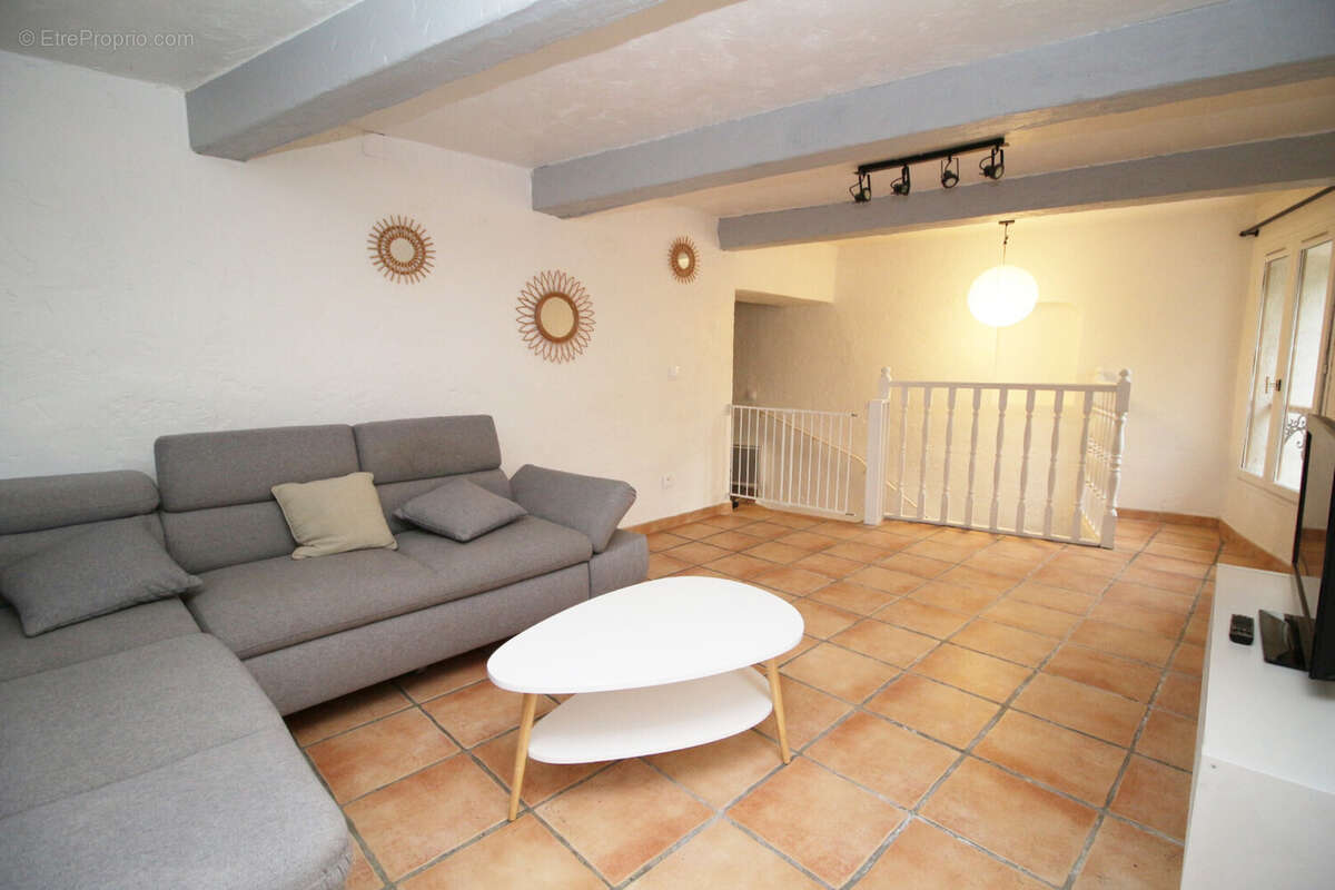 Gilette 4 pieces au calme en duplex - photo 3