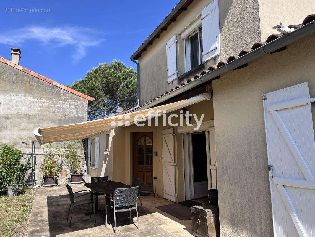 Maison 139 m² à Niort  - photo 12