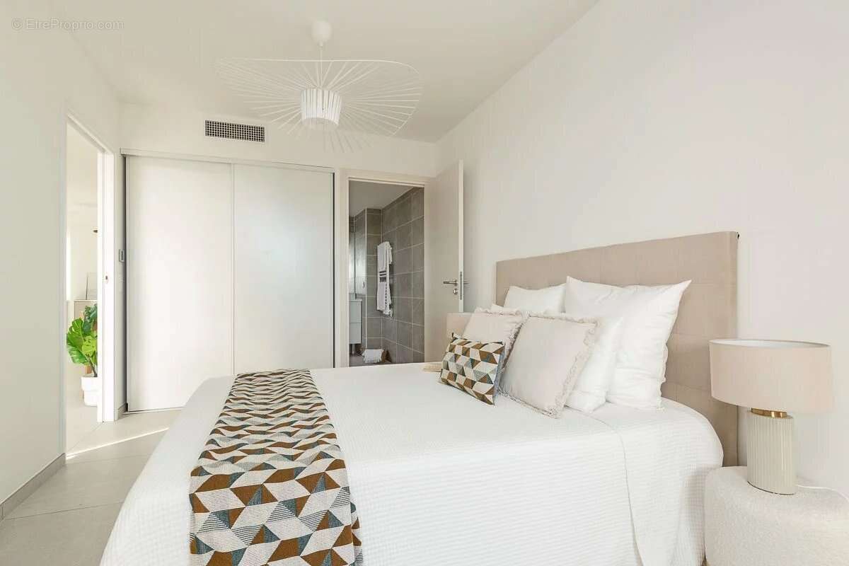 Appartement à MOUANS-SARTOUX