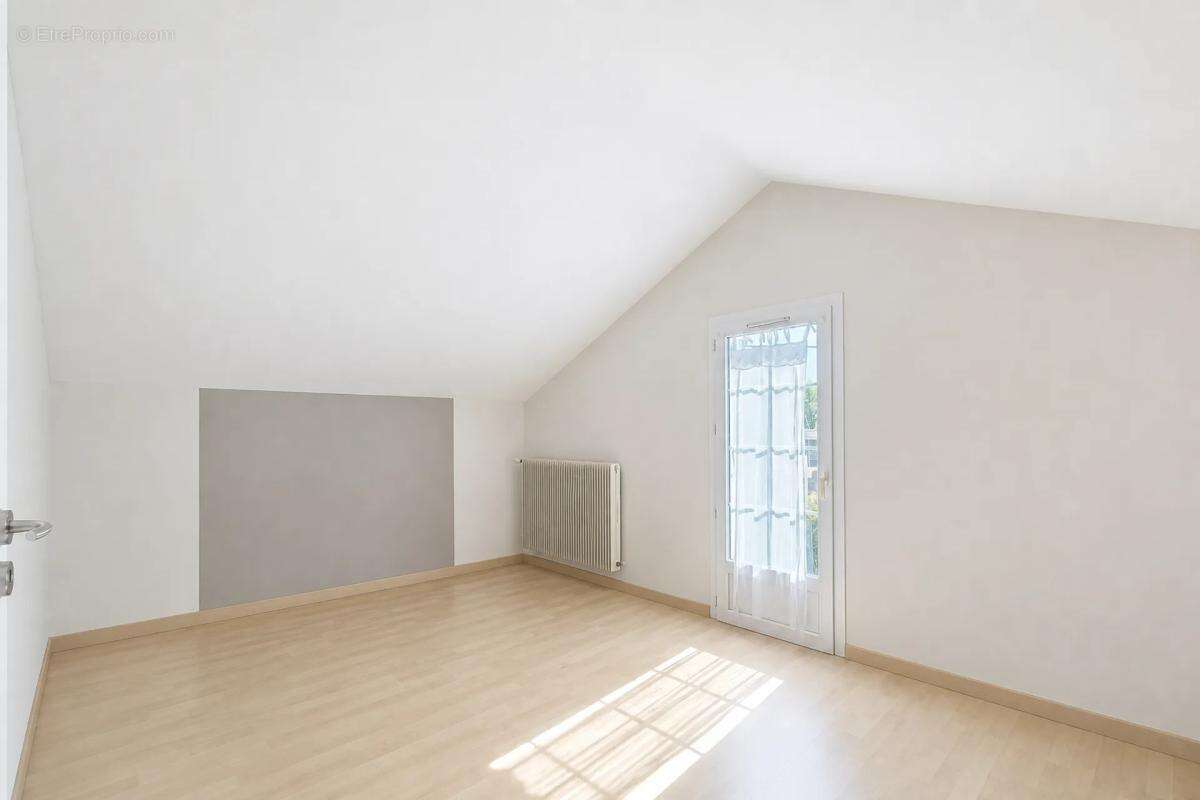 Un véritable havre de paix à 10 minutes des commodités – 160 m² - photo 11