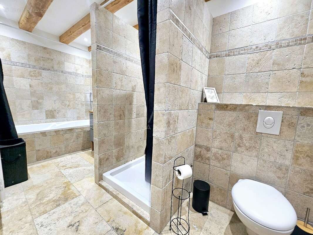 Appartement à ARAMON