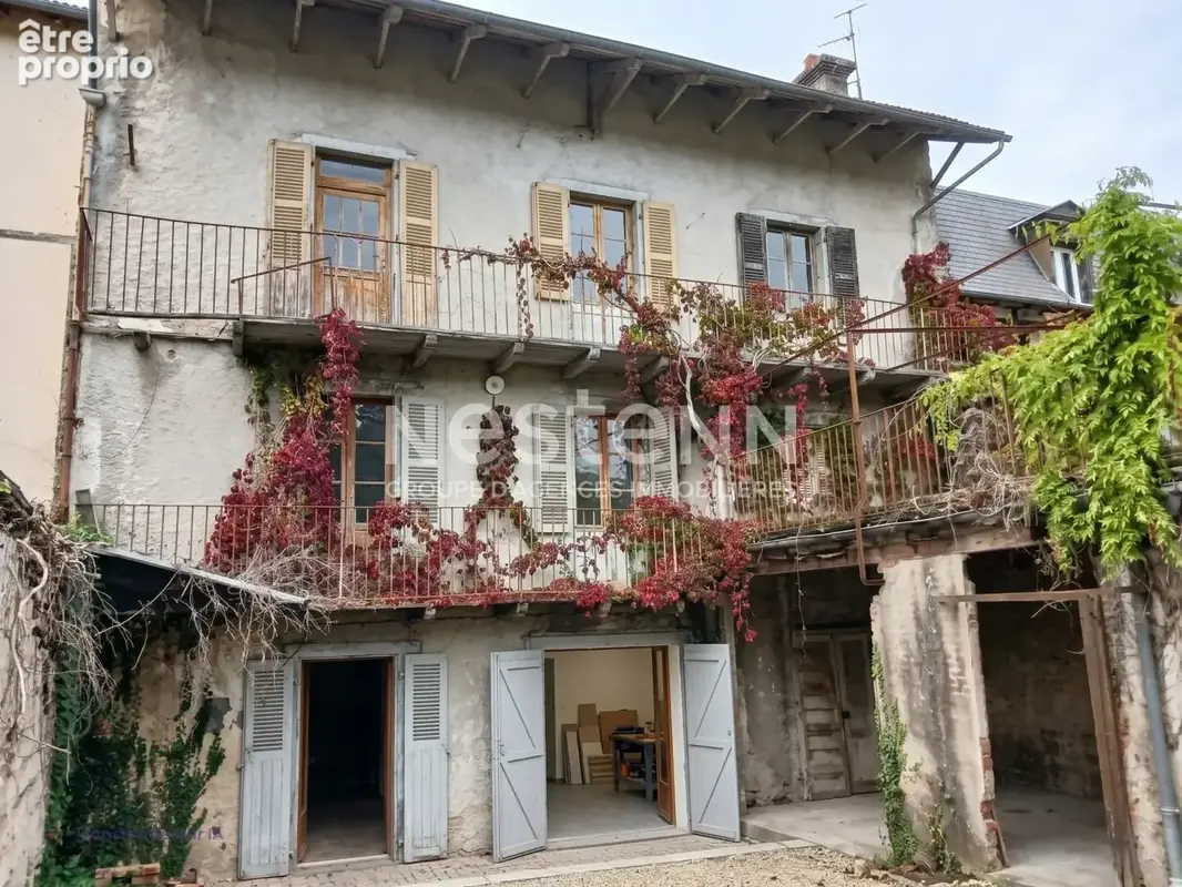 Appartement à BORT-LES-ORGUES