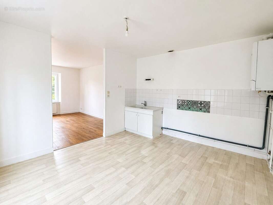 Cuisine appartement n°1 - Appartement à EYMOUTIERS