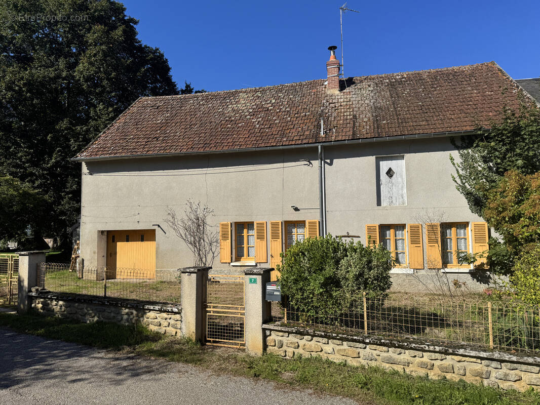 Maison à MARIGNY-SUR-YONNE