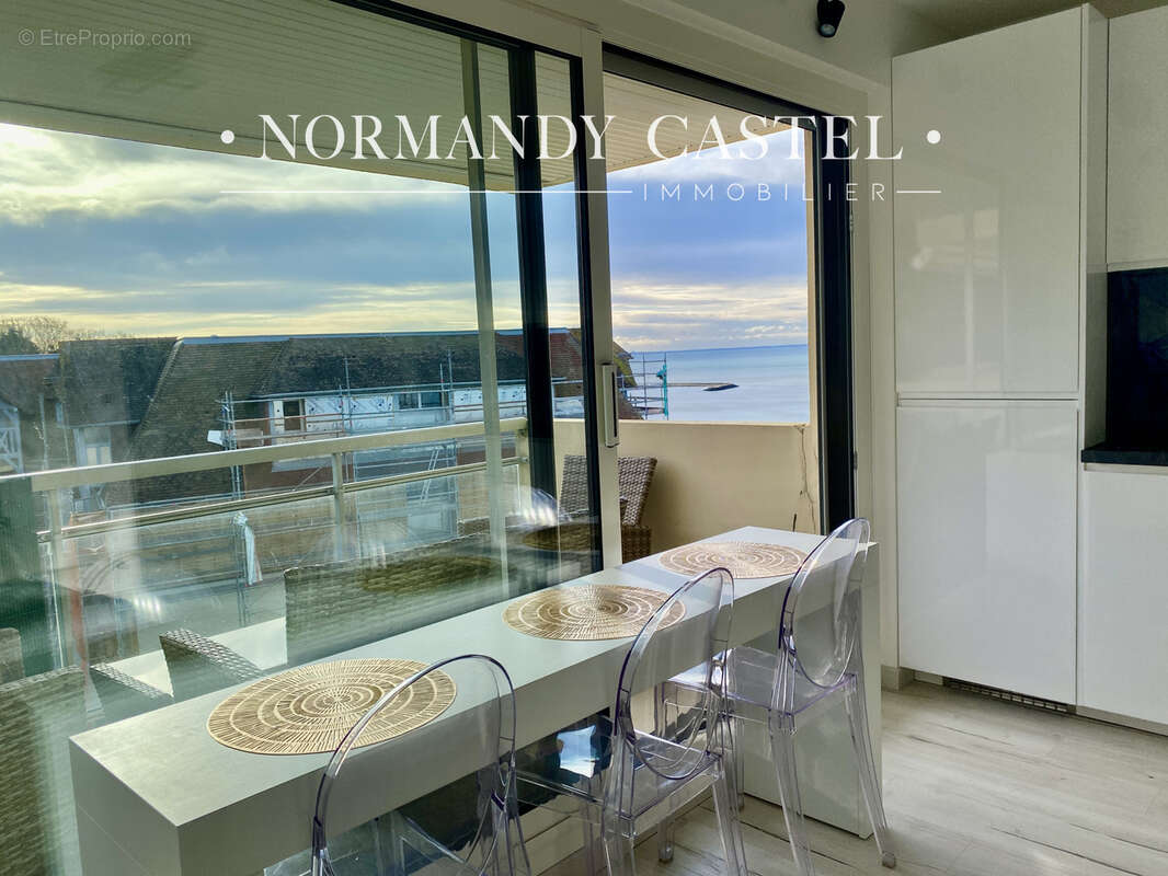 Appartement à TROUVILLE-SUR-MER