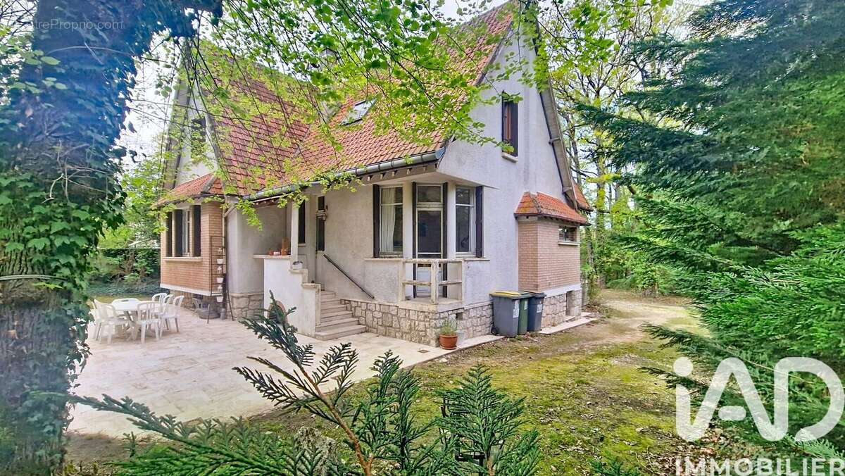 Photo 5 - Maison à SAINT-FARGEAU-PONTHIERRY