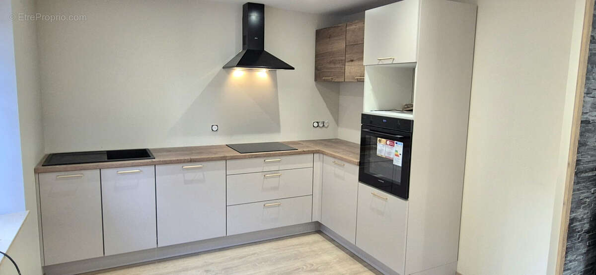 Appartement à ORCHAMPS-VENNES