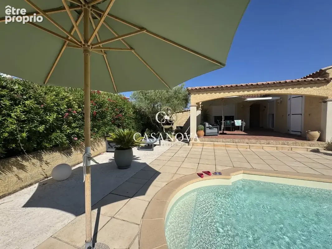Villa familiale avec piscine  Cadre paisible proche mer - photo 3