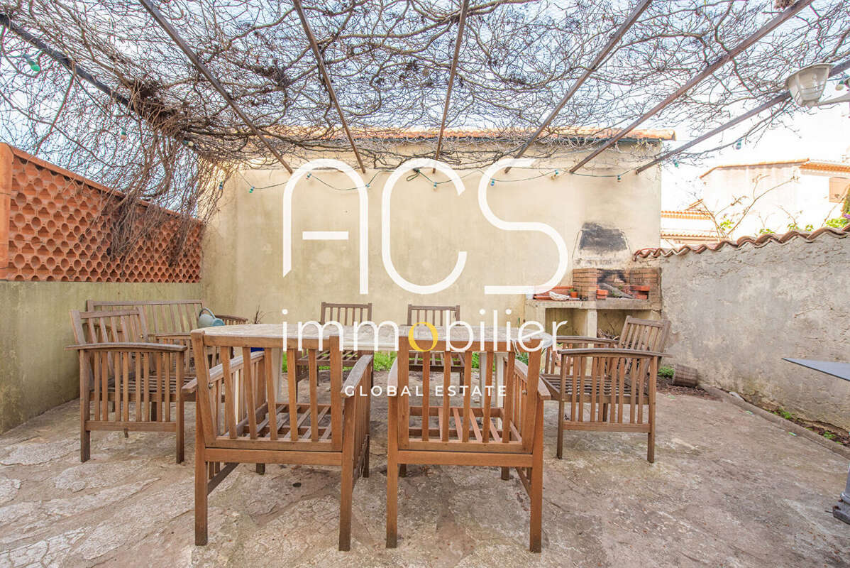 Maison à CHATEAUNEUF-LES-MARTIGUES