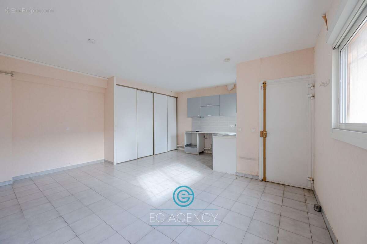 Appartement à MARSEILLE-9E