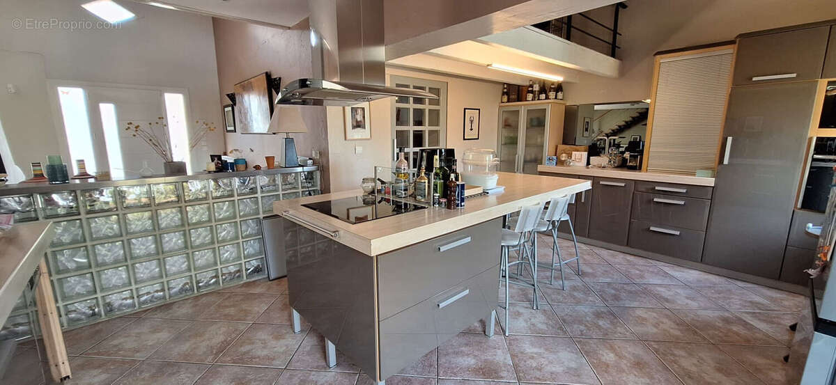 Maison 187m² à saint-geniès-bellevue - photo 6