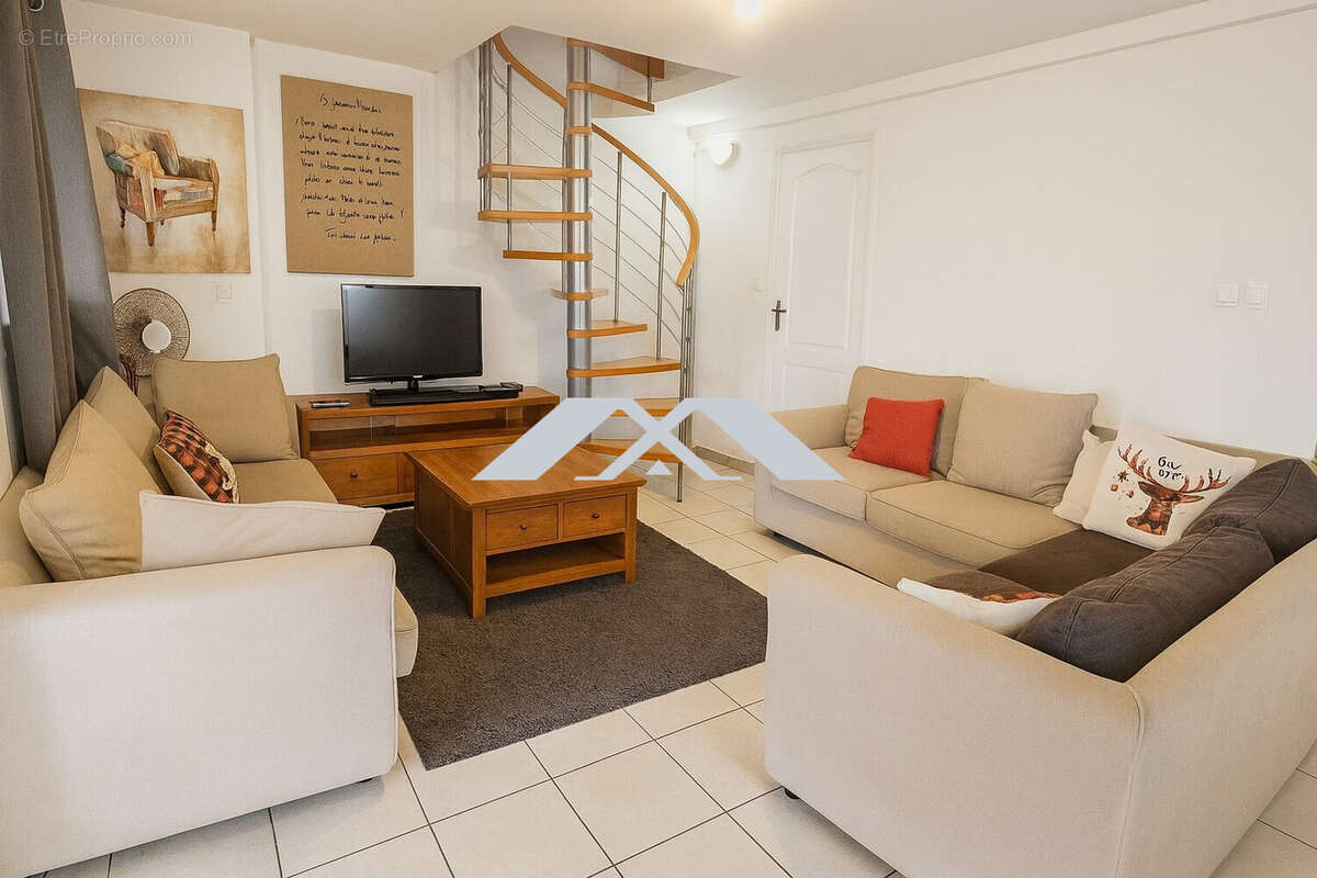 Maison à SAINT-DENIS