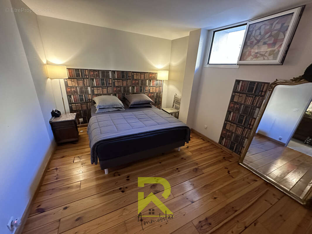 Bar Pub licence IV et ses 2 appartements - photo 22