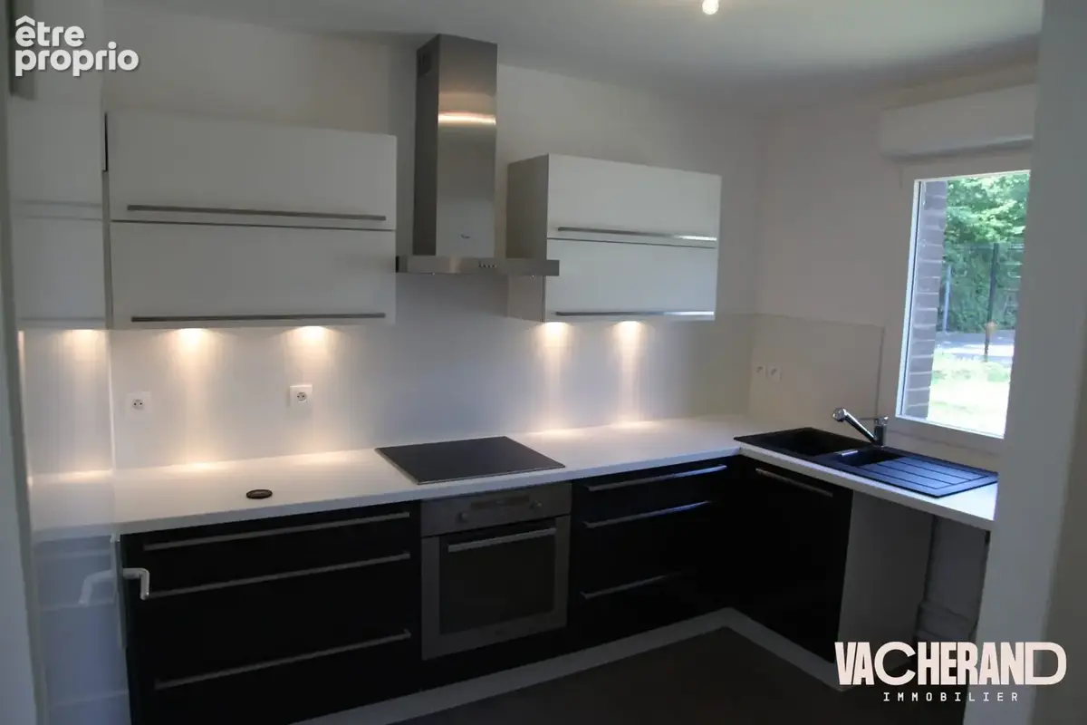Maison 97 m² à Lille  - photo 5