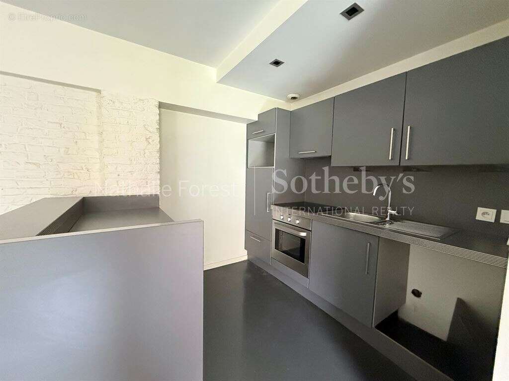 Vieux lille : elegant t2 en residence securisee dans le vieux lille - photo 7