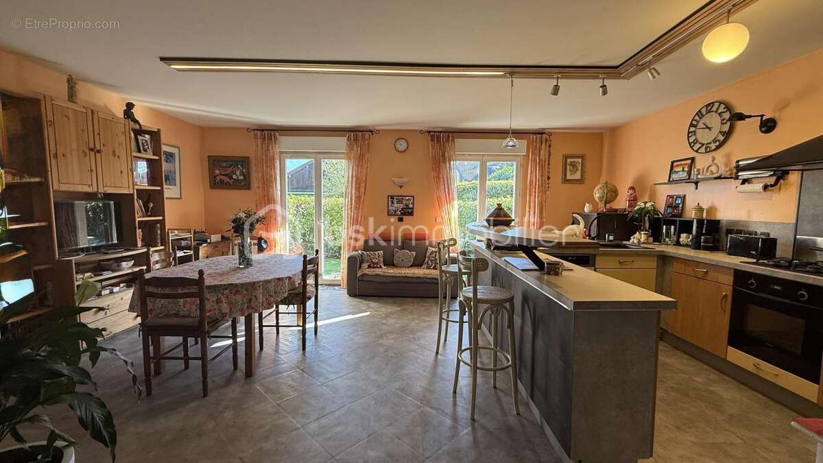 Appartement à SEVRIER