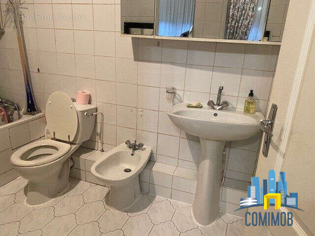 Commerce à COLOMBES