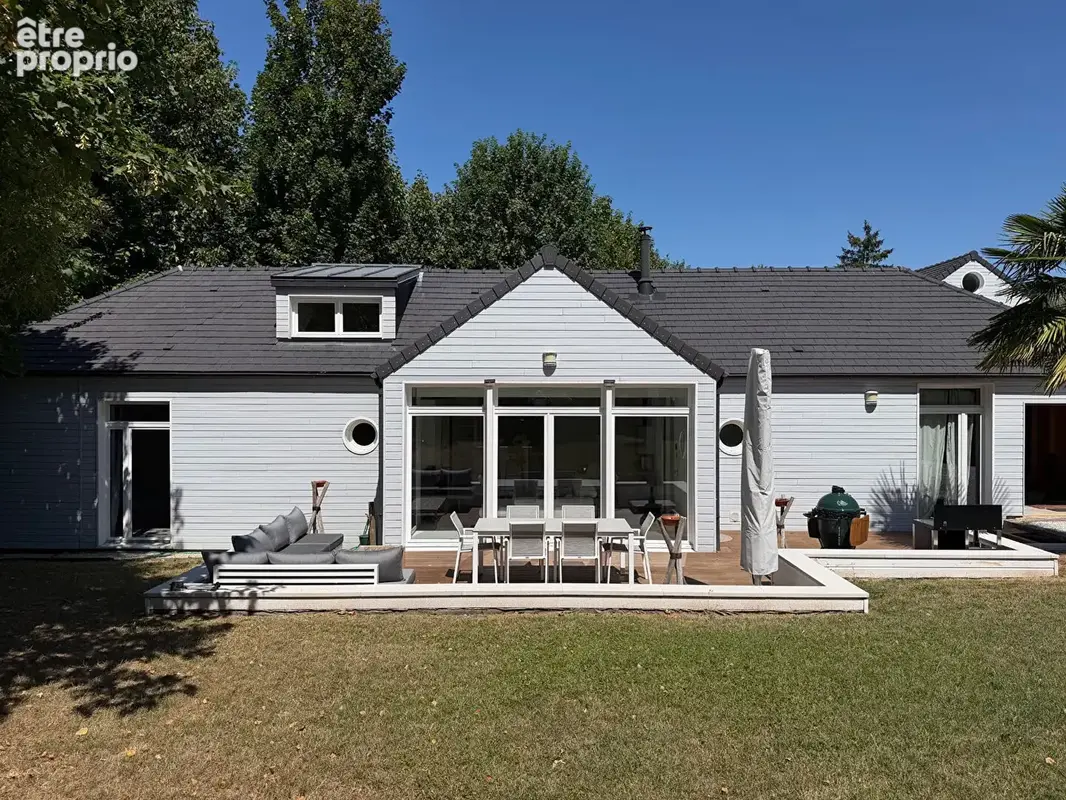 Photo Maison à Saint-Nom-La-Breteche au prix de 870 000€