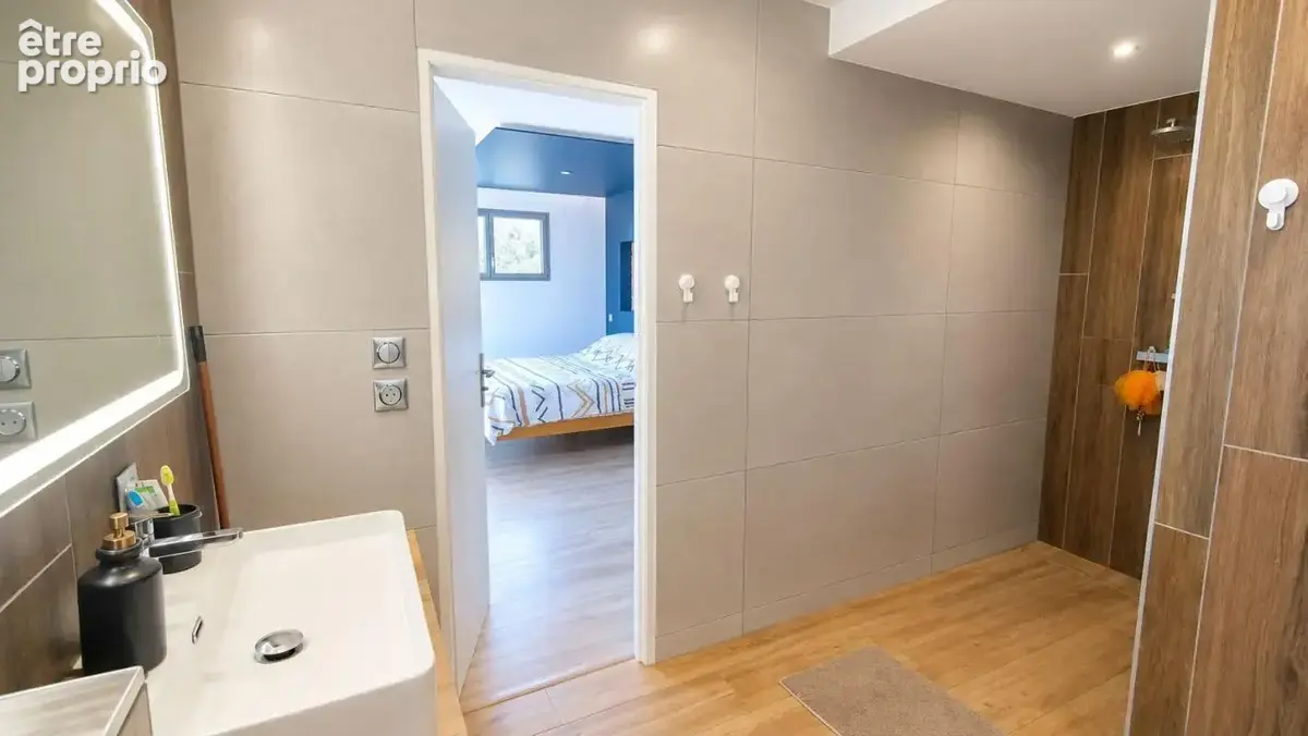 villa, 145 m² hab. 1 100 m² de terrain - photo 15