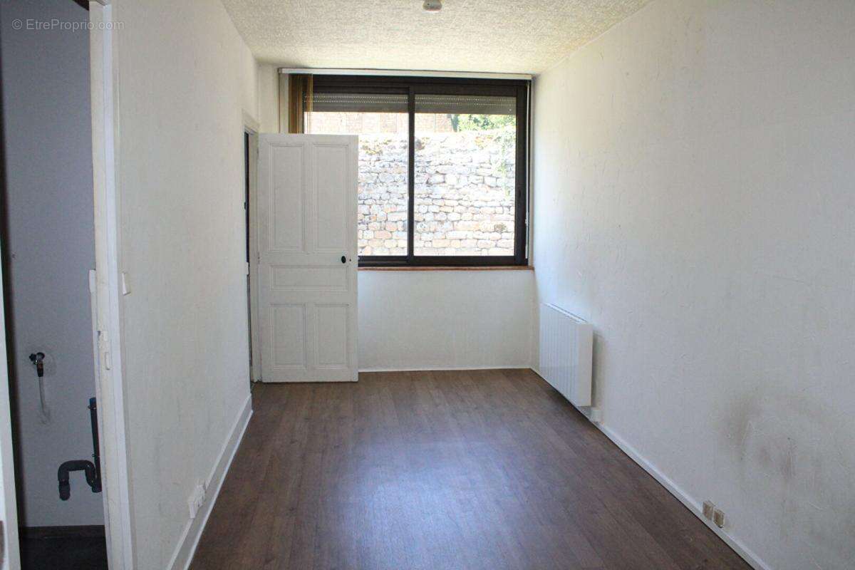 Ensemble immobilier avec plus de 830 m² exploitables. Fort potentiel de rentabilité - photo 15