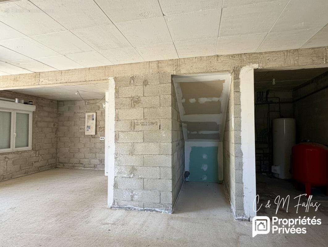 Maison familiale -3 chambres- garage 54 m² - TRAVAILLAN - photo 18