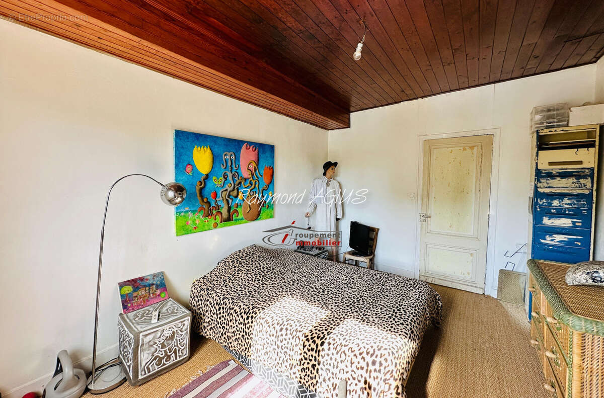 Maison à PORT-SAINTE-FOY-ET-PONCHAPT