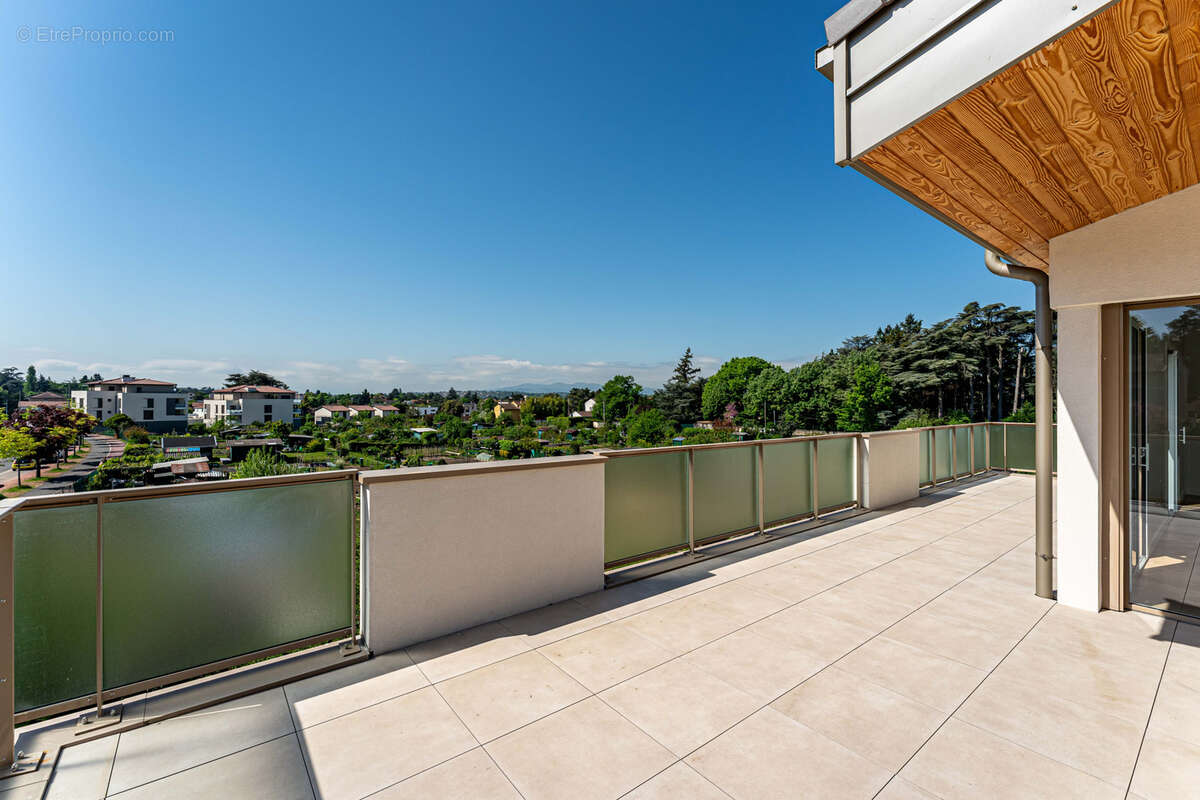 Appartement à SAINTE-FOY-LES-LYON
