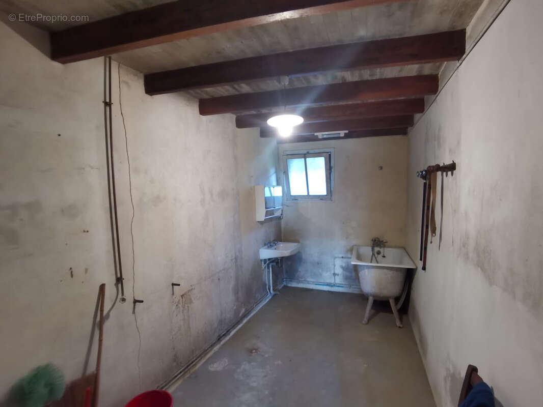 Maison à CELLEFROUIN